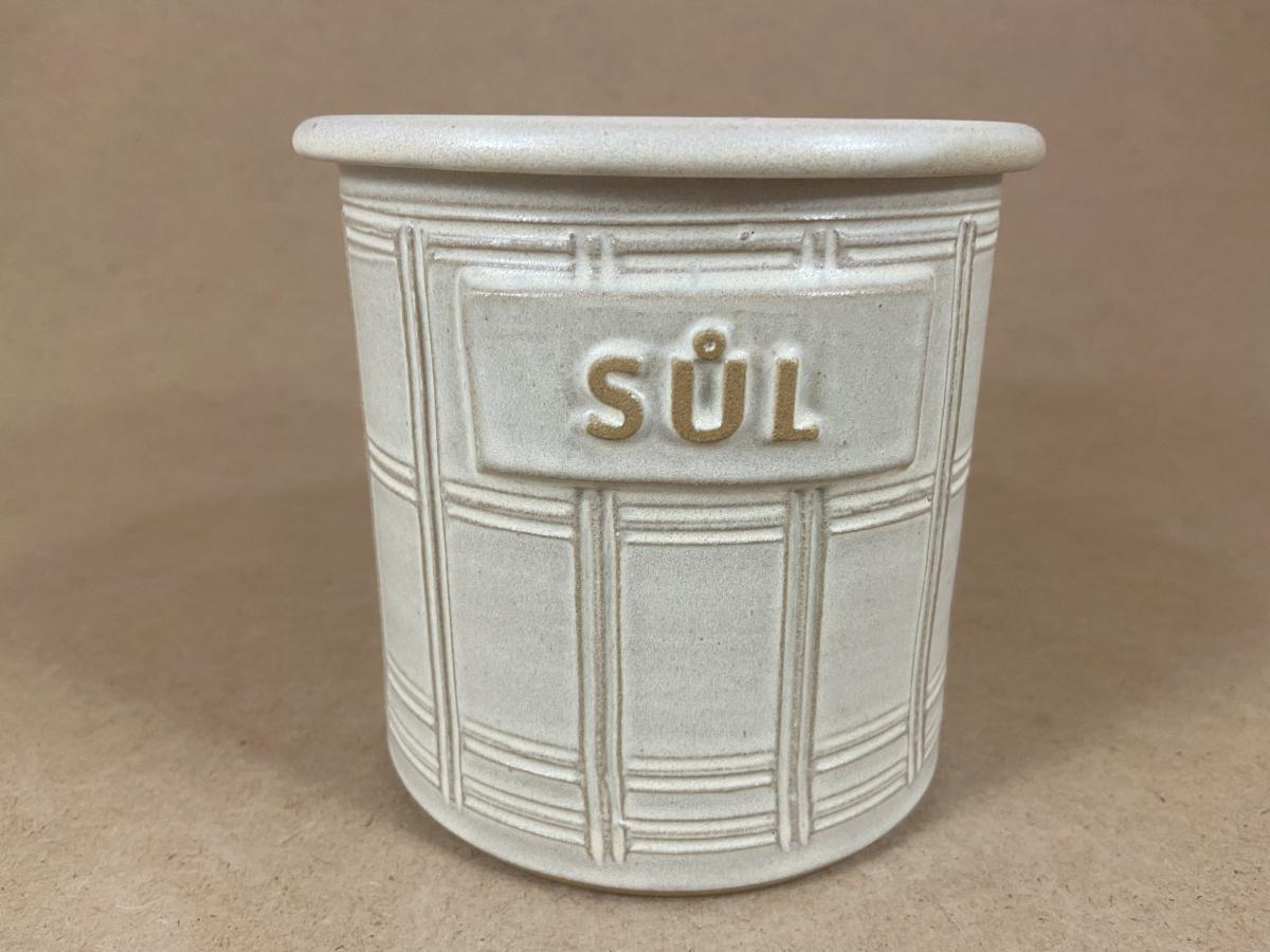 kaO0w6Nl-FineWines_CentenaryHill_Shiraz_43x2