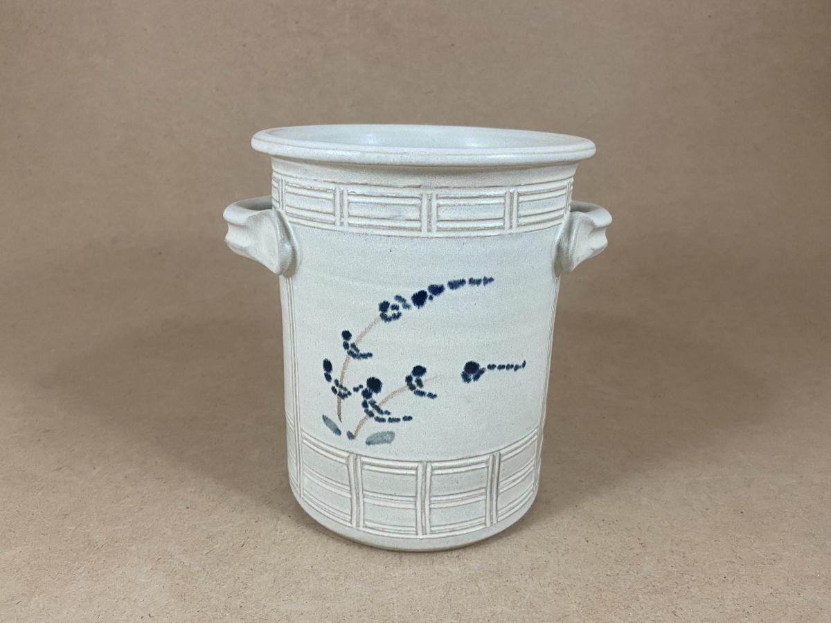 kaO0w6Nl-FineWines_CentenaryHill_Shiraz_43x2